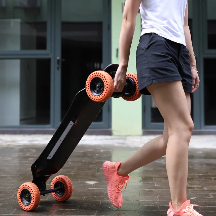 Dual Belt Motors 2000W 36V 7.5A Electric Skateboard LED Barfor Street Crusing or Off Road Riding Electric Skateboard All Terrain
