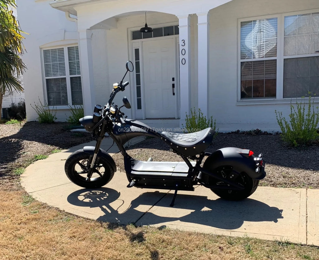Wholesales 4000W Electric Adult Motorcycle Street Mopeds Motorcycle Chopper High Speed Long Range for Sale