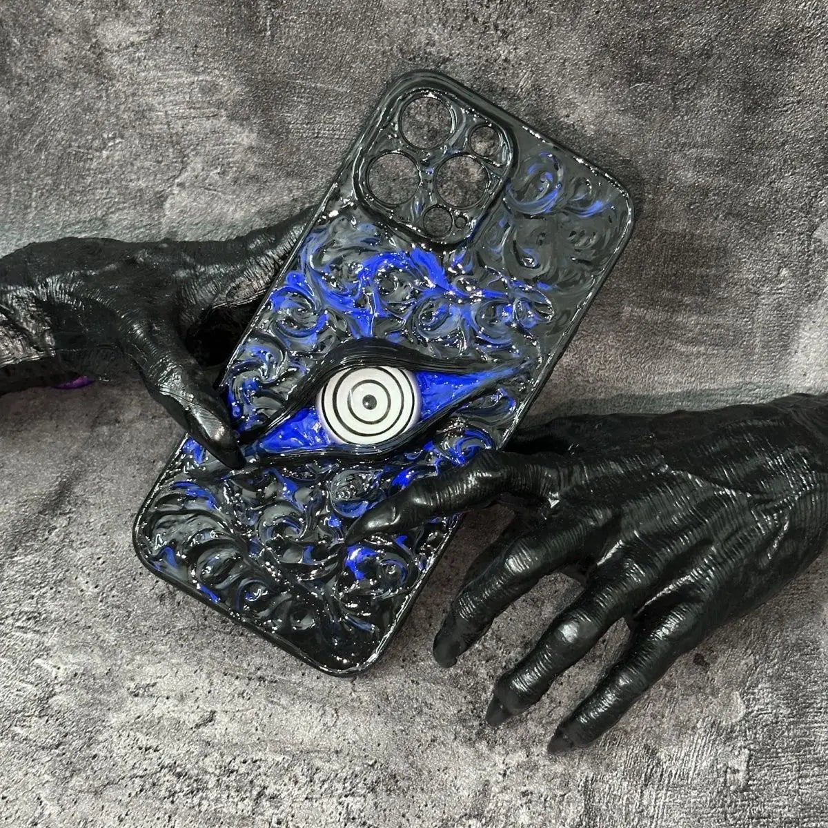 Naruto peripheral Sasuke Sharingan Itachiiiphone16proamx mobile phone case animation handmade luminous Sasuke mobile phone case