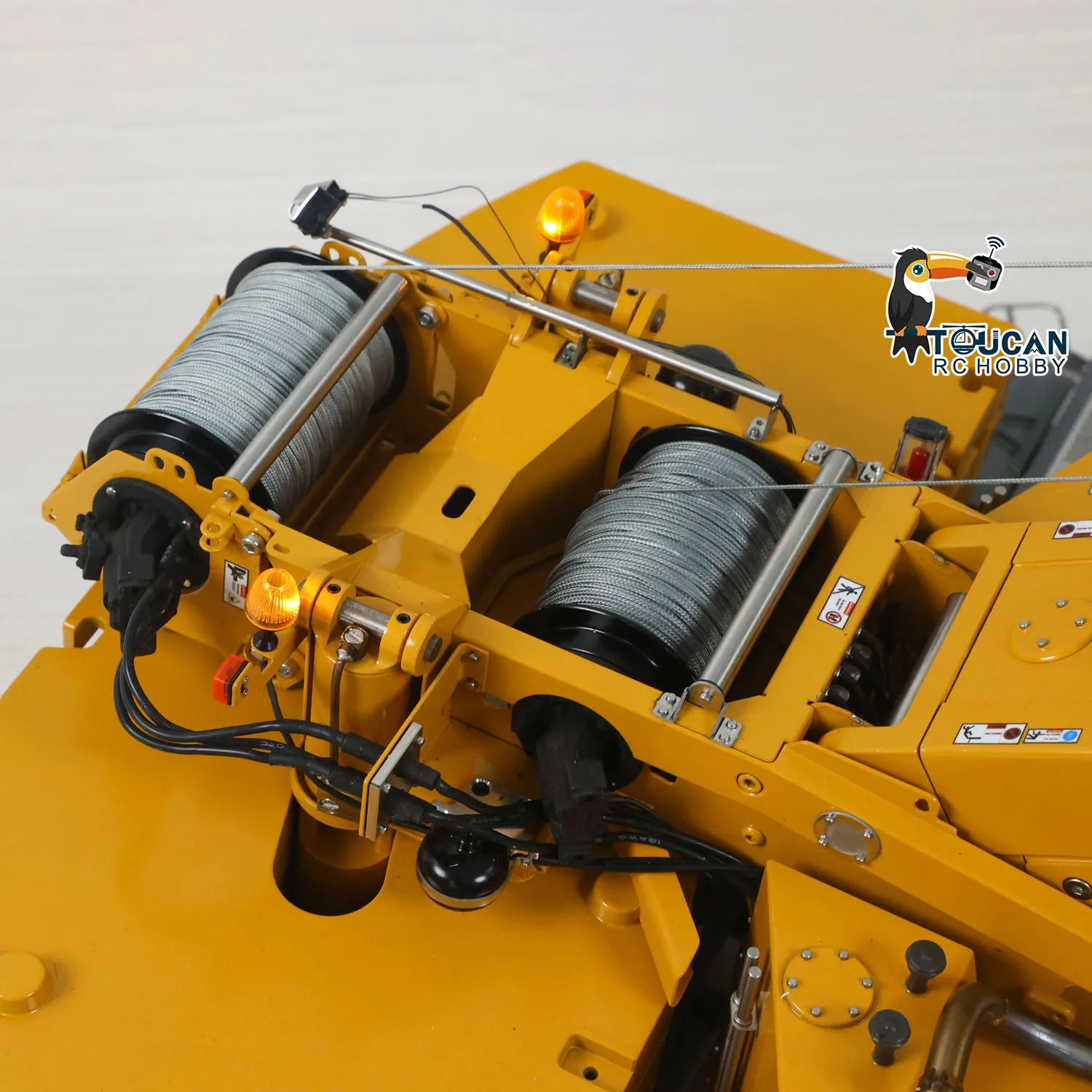 D1220 1:14 RC Hydraulic Telescopic Crawler Crane Heavy Duty Tracked Remote Control Crane Truck Construction Cars Machine Models