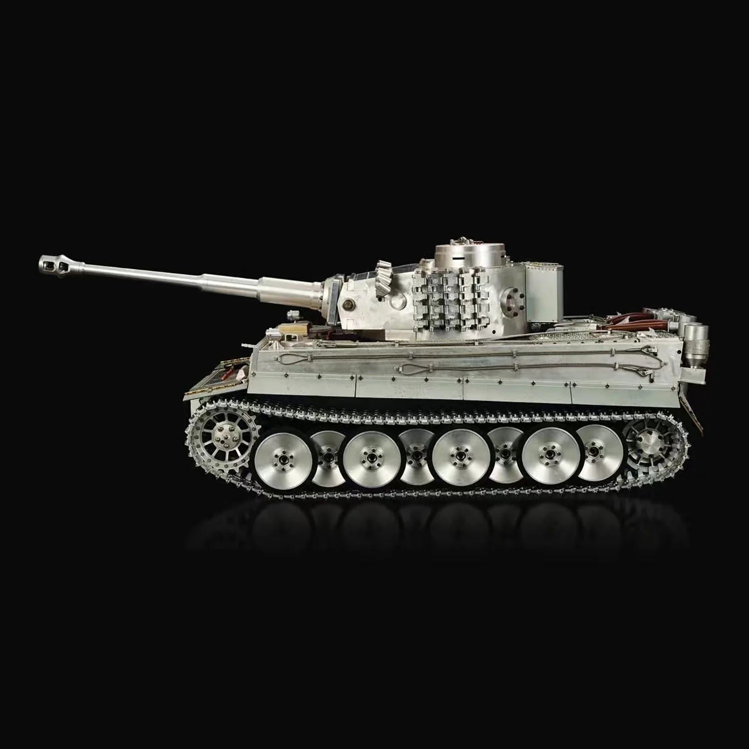 Heng Long 1/6 Full Metal Giant German Tiger I RTR RC Tank 3818 Barrel Recoil BB Shooting Battery Armored Vehicel Toys Panzer