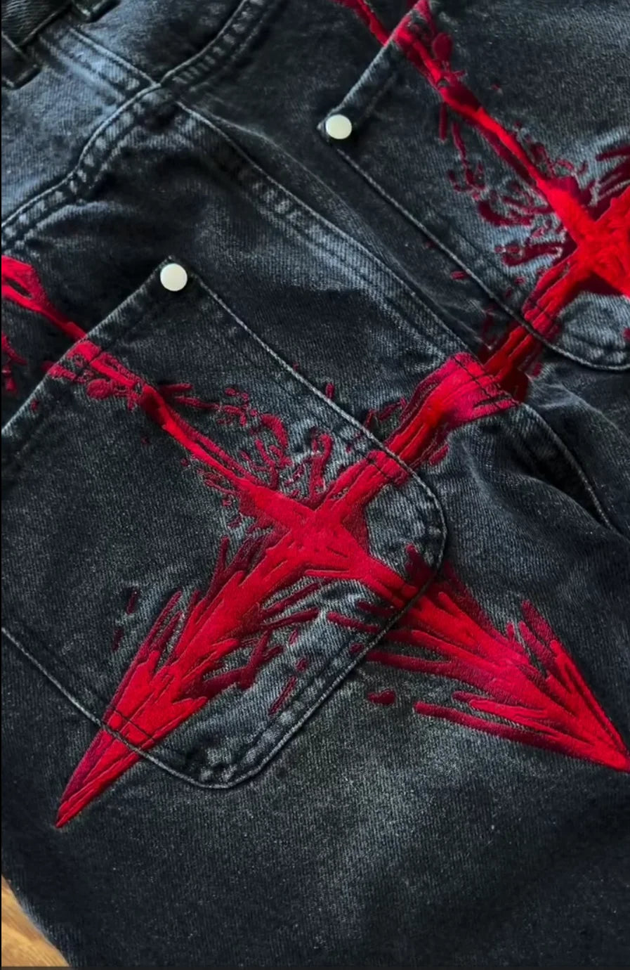 Y2K Vintage Loose Denim Pants Black Japan Cartoon Pattern Embroidered Jeans Women Wide Leg High Waist Streetwear Men Jeans