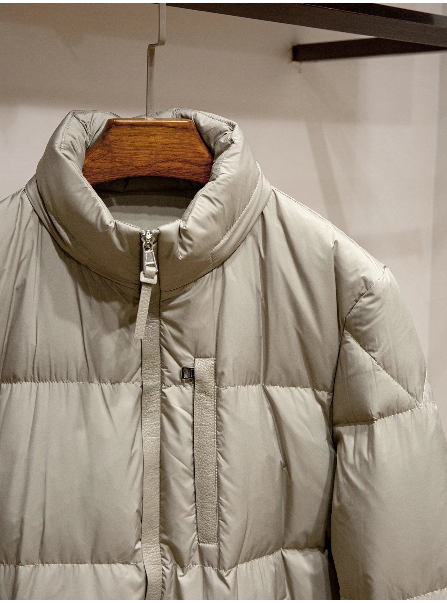 Men's High-Fluffy White Goose down Jacket Urban Outdoor Casual Hooded Stand-Up Collar Warm Filled Coat