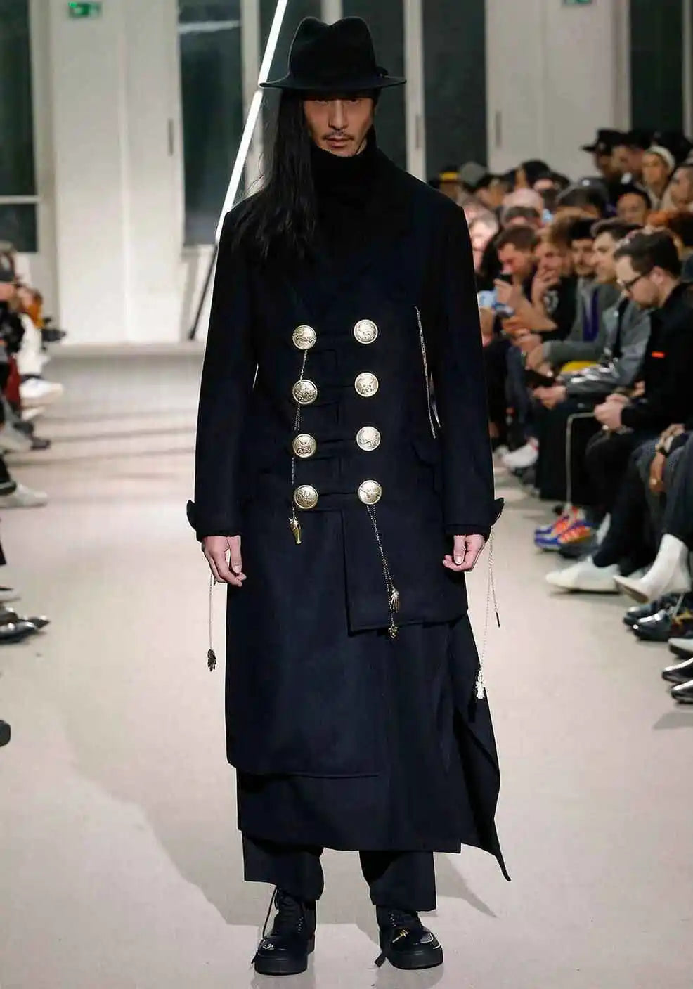 TOP-YAMAMOTO Japanese original design Dark niche black gold buckle loose asymmetric wool coat