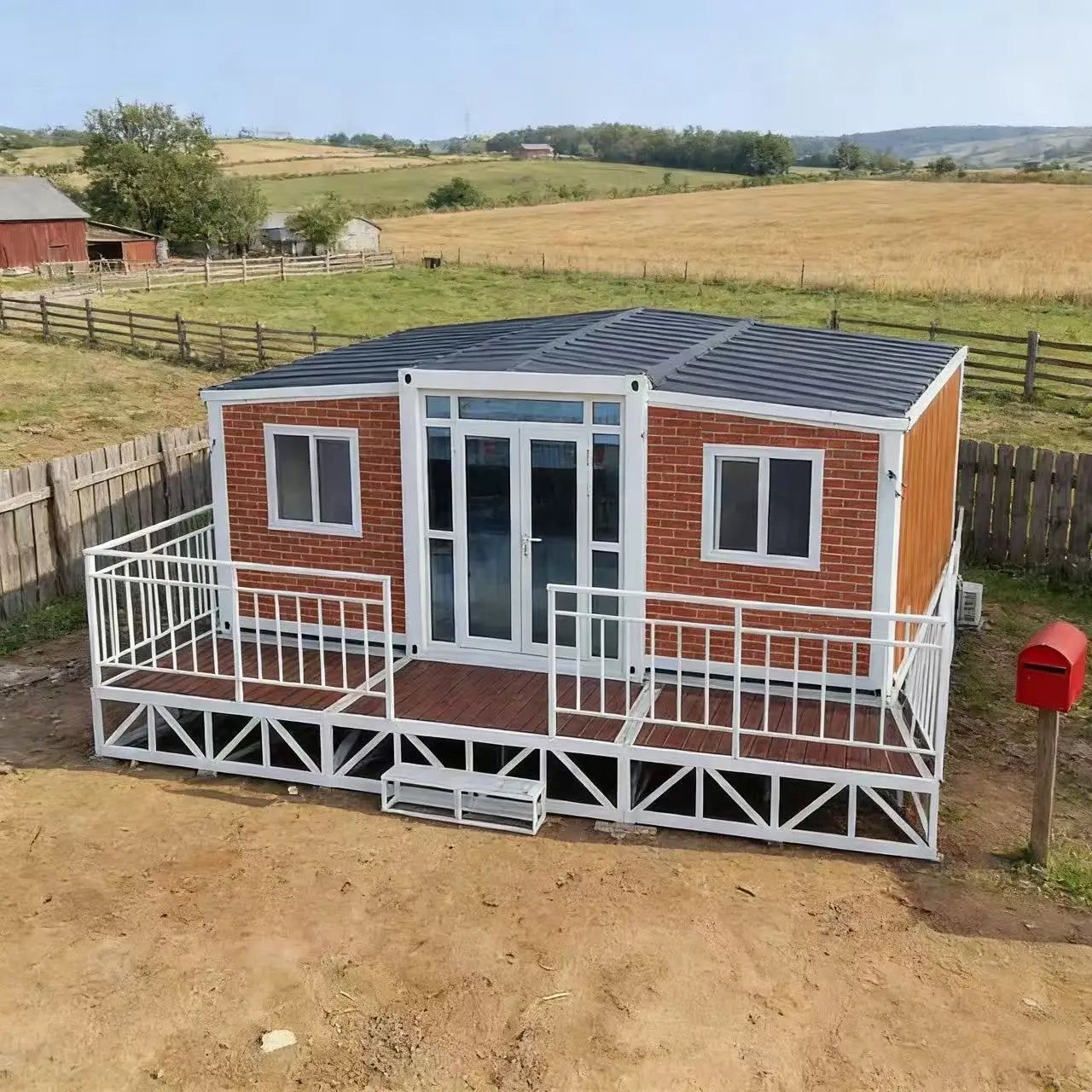 Wholesale Customization Expandable Container Room Portable House Luxure Outdoor Capsule Hotel Prefab House with Solar