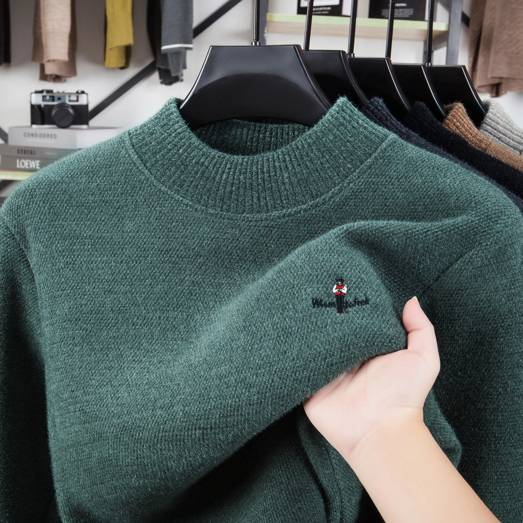 Light luxury brand round neck sweater knitted plush thicken warm pullover cartoon character embroidery fashion golf men's wear