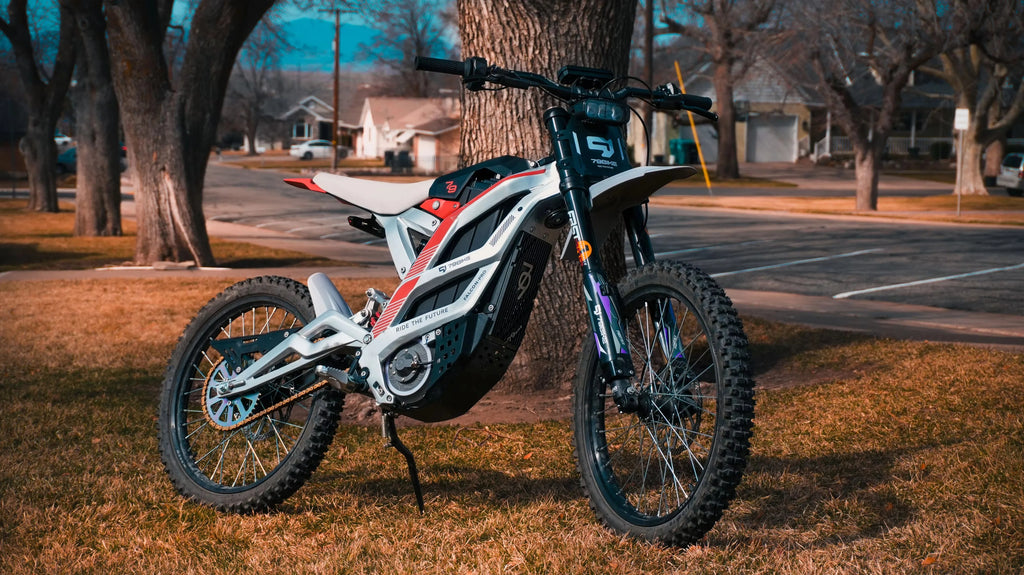 UTV&ATVPro for Adult Electric Dirt Bike 72V Motocross Mountain Hilly Road Racing Bike 85km/h Max Speed 120km Range Front/Rear