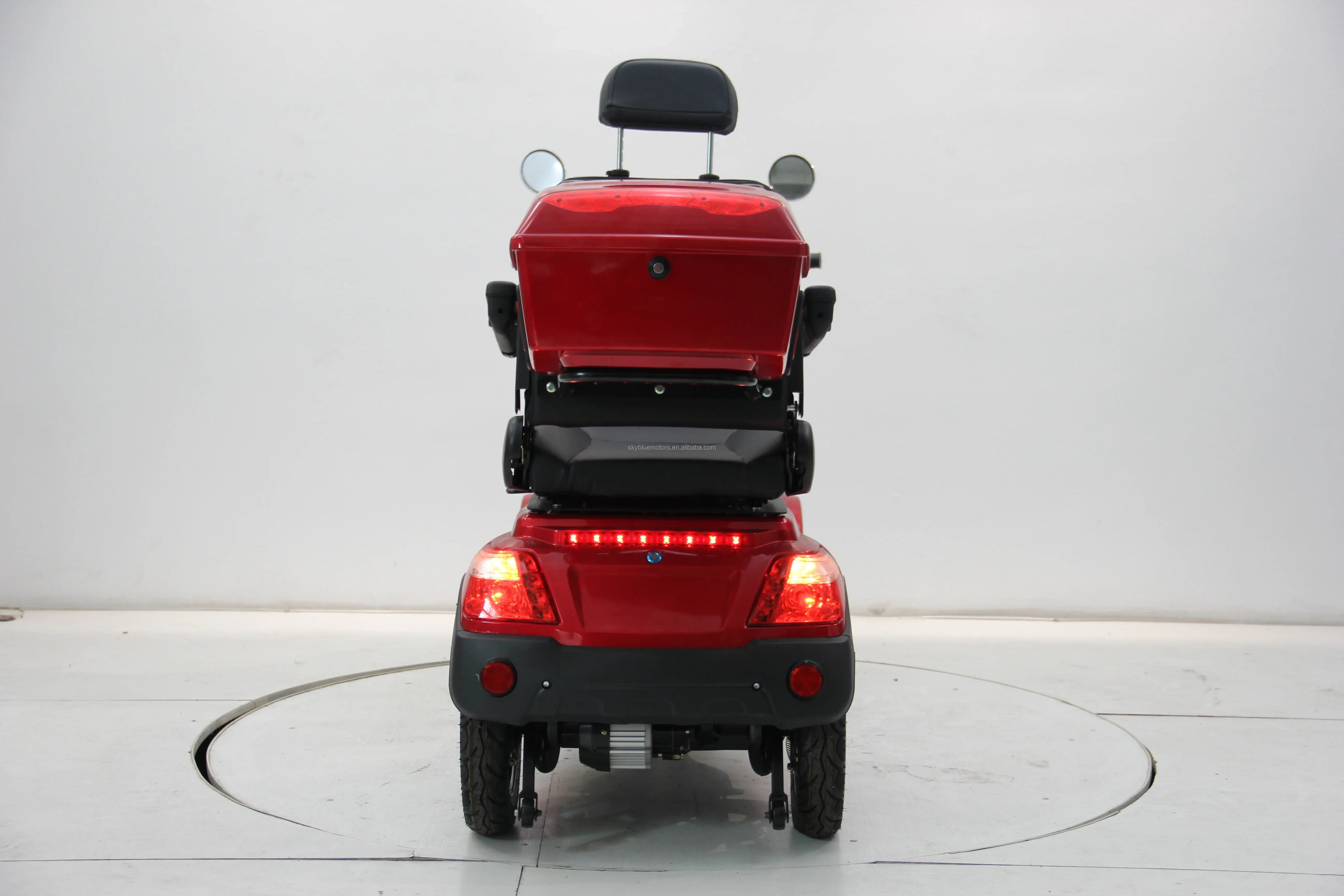 New Den Two Seat Four-Whee Electric Mobility Scooter Travel Together with 60V20AH Lithium Battery for the Eld