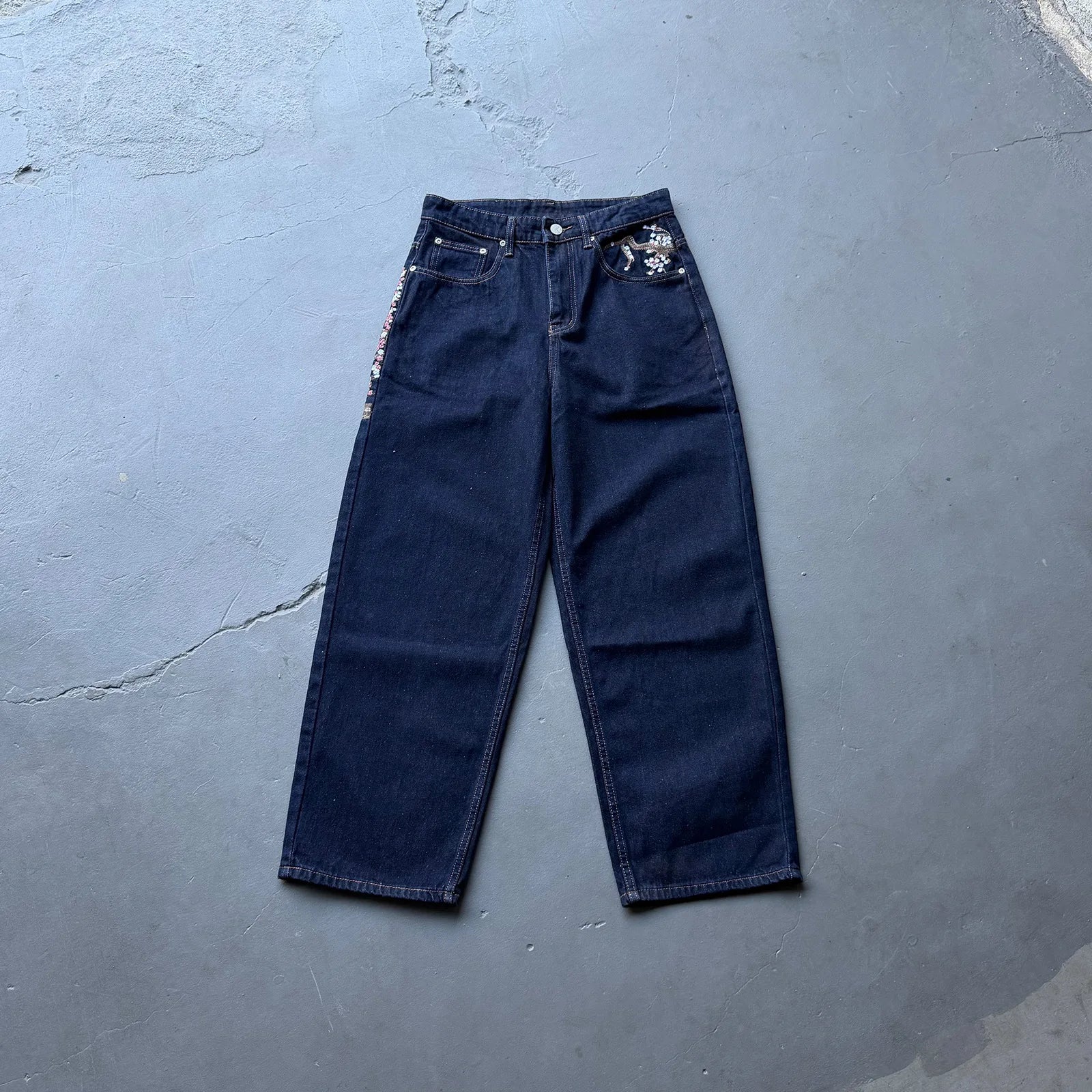 Derschutze 2026 New High-Quality Street Heavy-Duty Embroidered Sakura Raw Denim Straight-Leg Jeans Men's Streetwear Pants