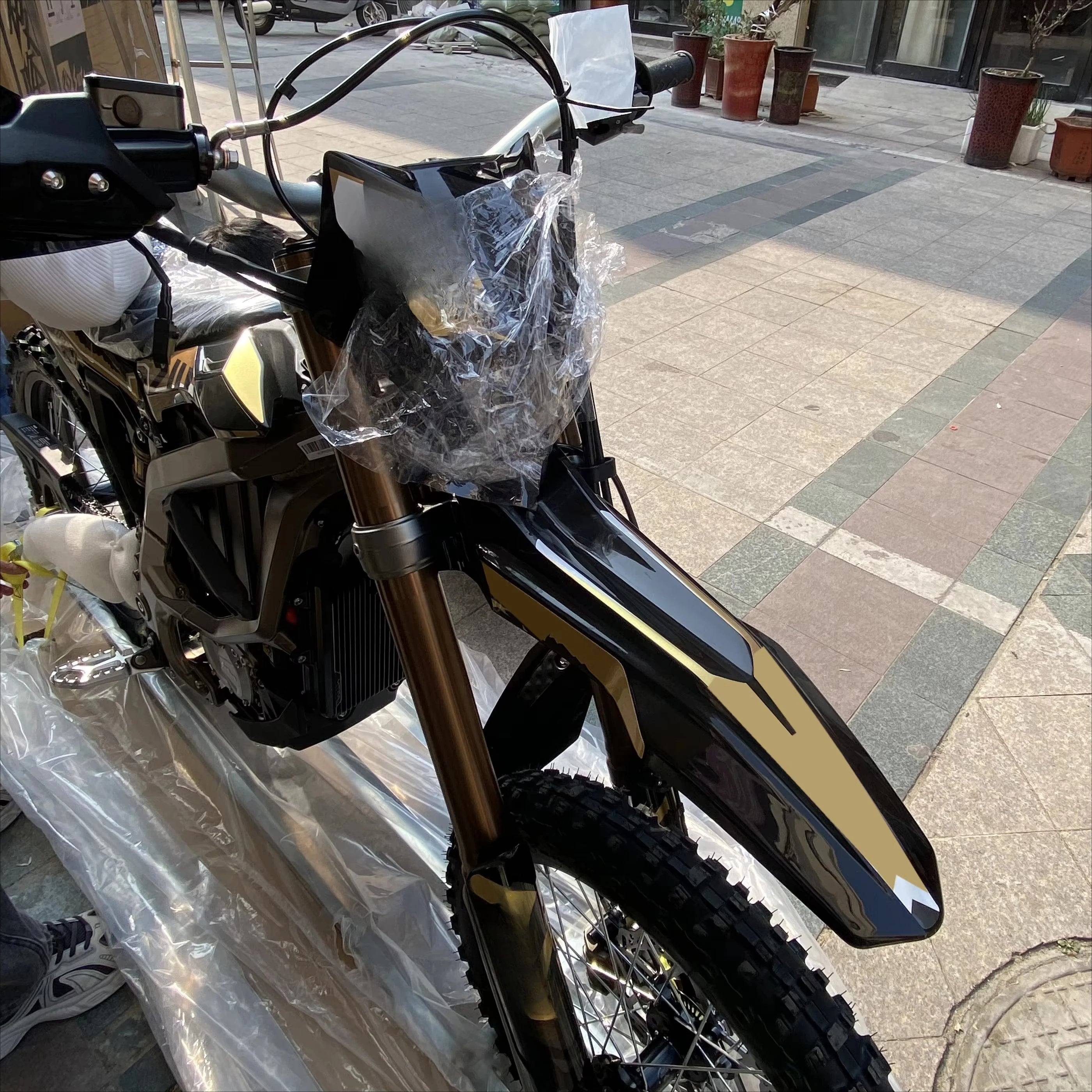 2025 Ultra Bee 74V 55Ah Electric Dirt Bike 90Km/h 21Kw Max Power Off-Road Motorcycle Ebike Rear Hub Motor Lithium Battery Power