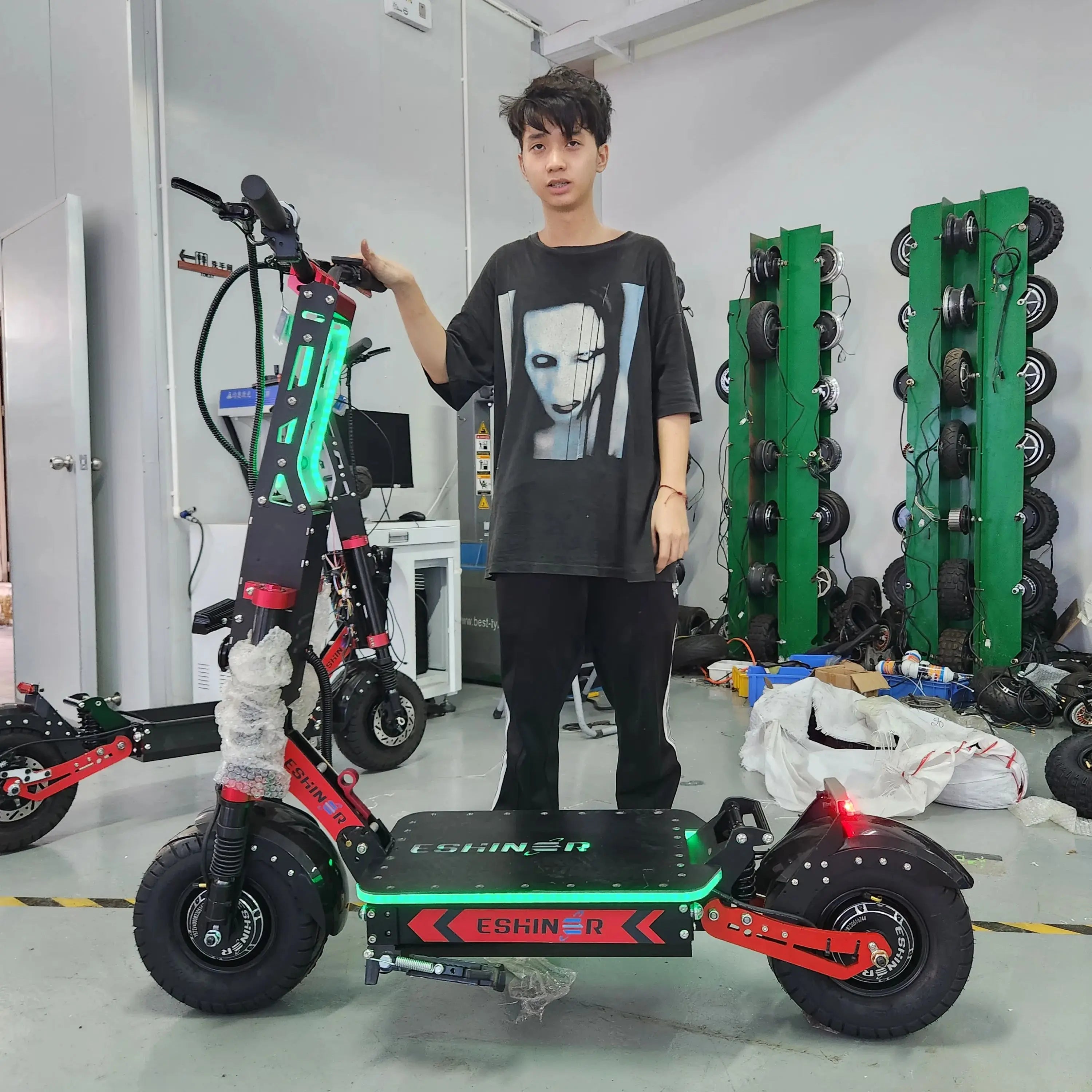 72V 60-300KM Long Range Electric Scooter Adults 12000W 15000W 10000W 8000W E Scooter Dual Motor 13/14 Inch Street Off Road Tire