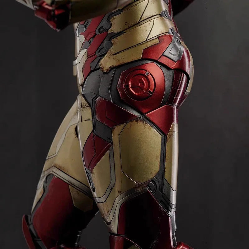 New Product In Stock 1/4 Brand New  Iron Man Mk42 Statue In Red And Gold Color Scheme Super Cool With Luminous Effect