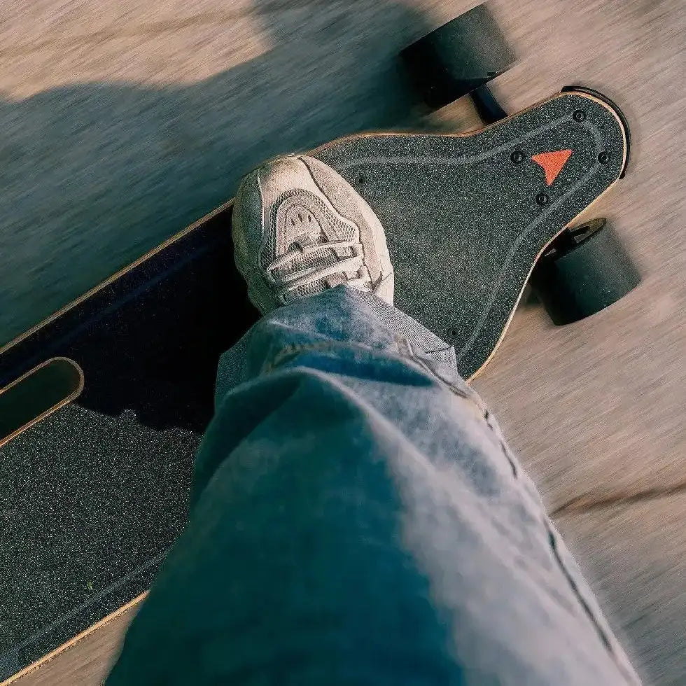 Meepo M1 4WD Electric Scooter, 28mph 11mi Range, Dual-Drive Remote, Portable Handle Design, Adults Commuter Electric skateboard