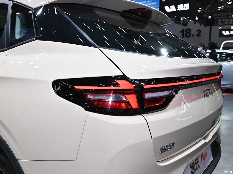 New Energy Vehicles 5-door 5-seater Max Speed 101 Km/h Small SUV 100% Pure Electric Off The Hook Car EV