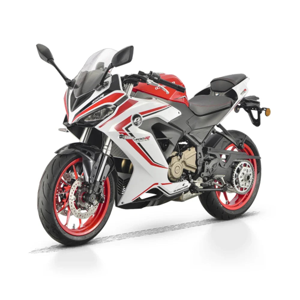 Fuel-efficient QJ Motorcycle 400cc Comfort Seating Powerful Performance Qianjiang Motor RACE 400
