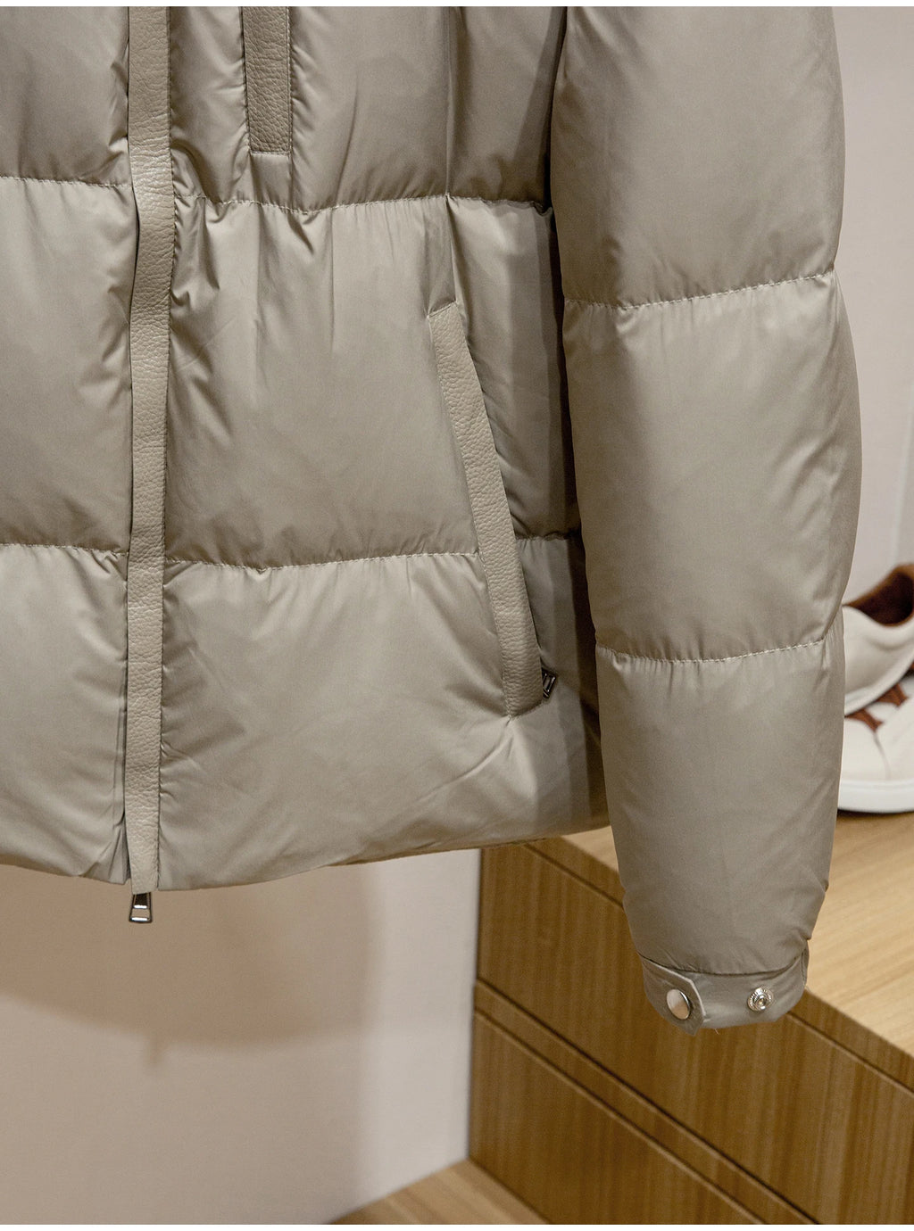 Men's High-Fluffy White Goose down Jacket Urban Outdoor Casual Hooded Stand-Up Collar Warm Filled Coat