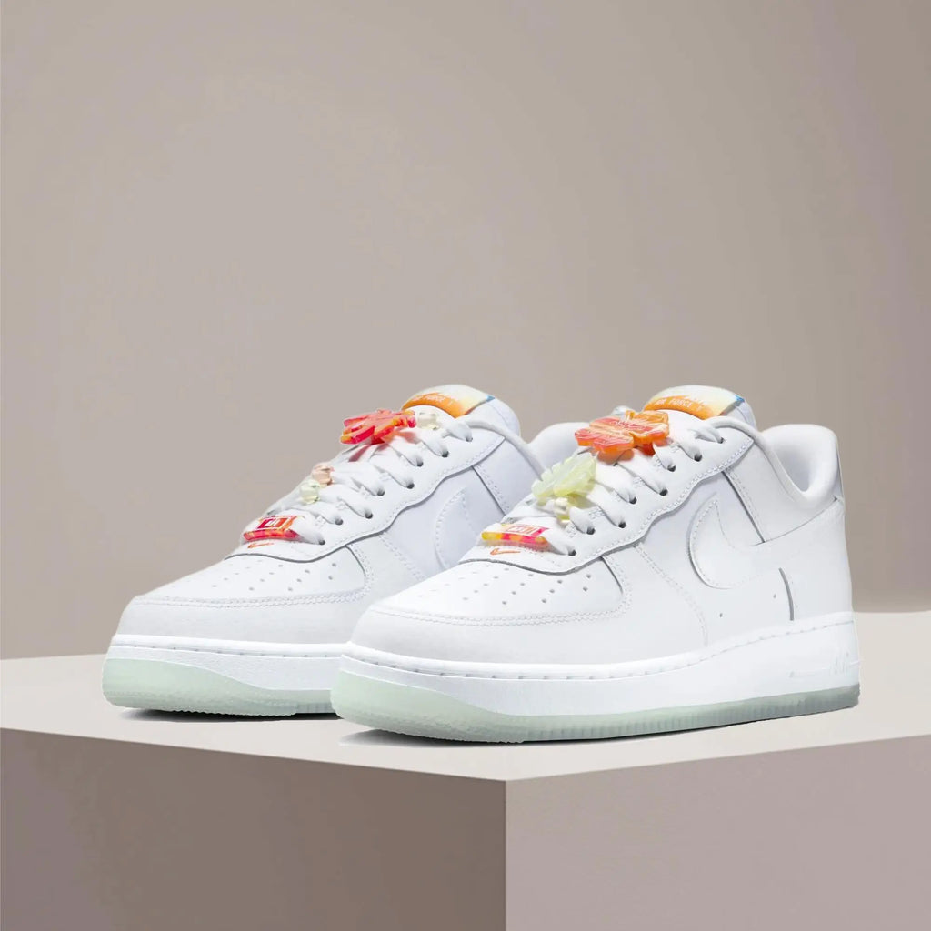 Nike Air Force 1 Women's Skateboarding Sneakers with Slip-Resistant, Durable, and Cushioned Soles IB8875-111