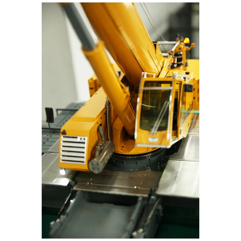 D1220 1:14 Hydraulic Remote Control Telescopic Crawler Crane Heavy Duty RC Cranes Cars Tracked Construction Truck Models