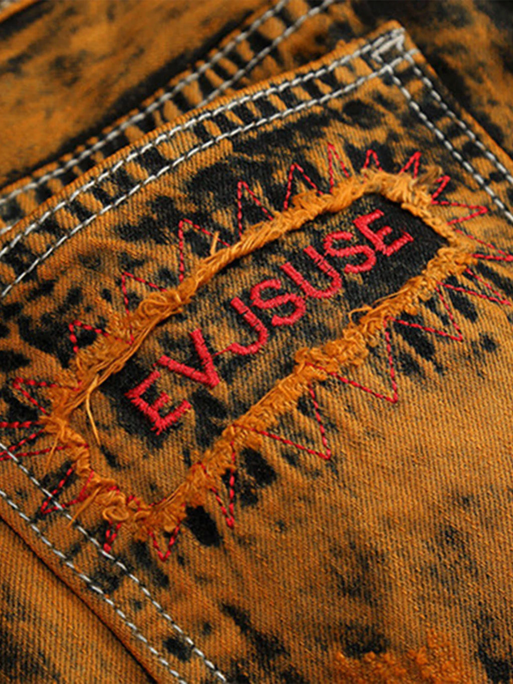 American youth pop hole personality makes old straight jeans for men.
