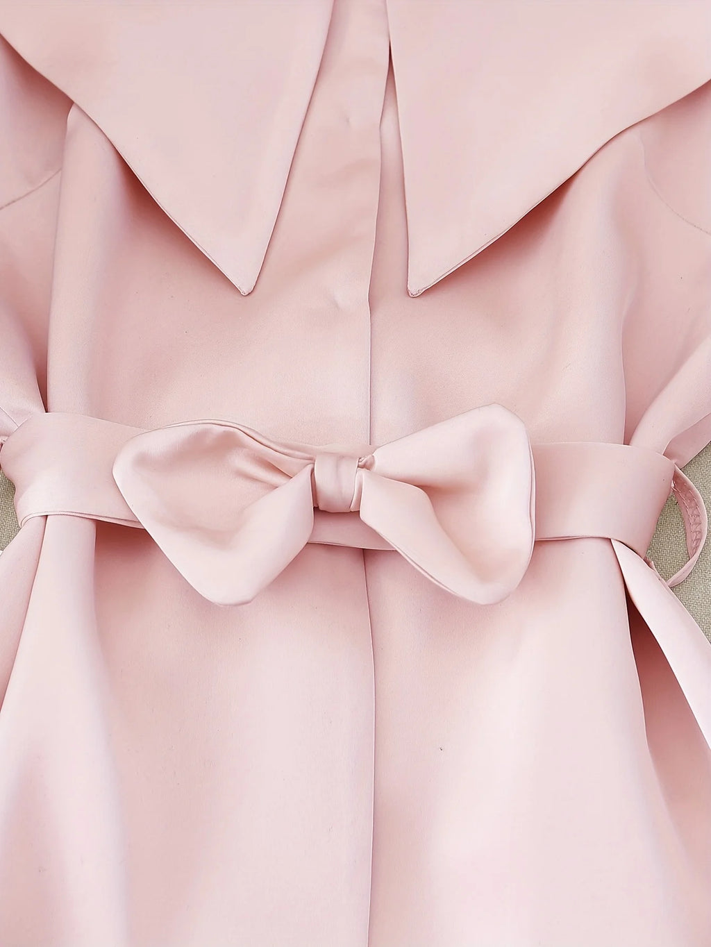 Fashionable, elegant, simple solid color sleeveless romantic date top and trousers two-piece set