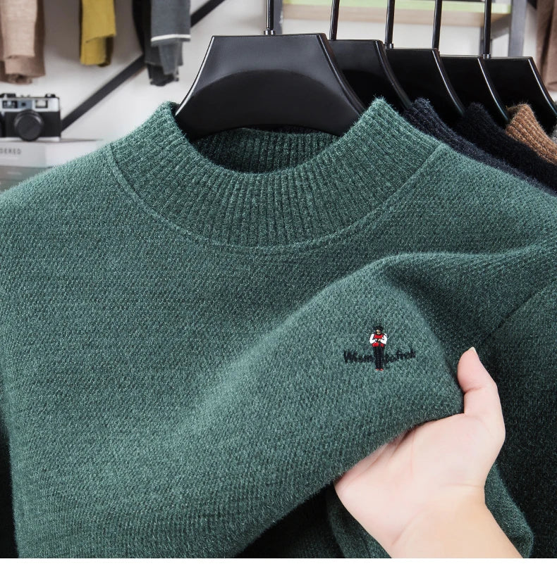 Light luxury brand round neck sweater knitted plush thicken warm pullover cartoon character embroidery fashion golf men's wear