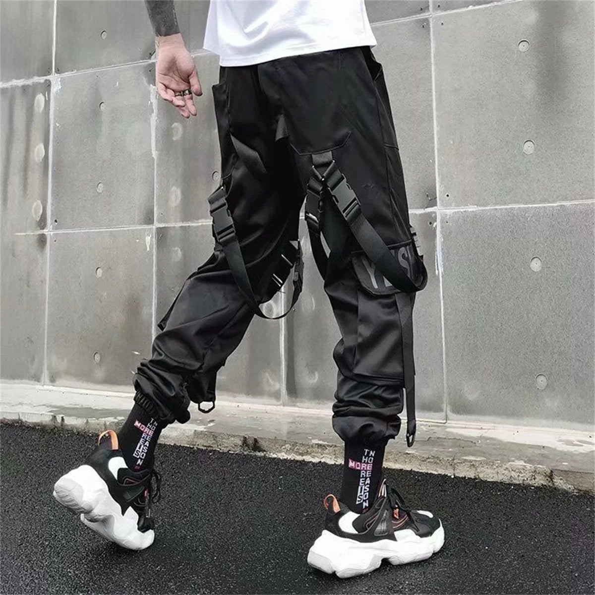 Techwear Cargo Pants Men Y2k Clothes Gothic Punk Harajuku Anime Streetwear Joggers Men's Pants Military Casual Harem Pants