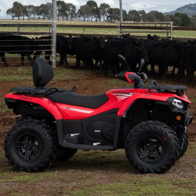 ForFactory Wholesale 4*4 Two-seater Adult All-terrain Off-road Vehicle CFMOTO 520L Four-wheel Motorcycle ATV/UTV