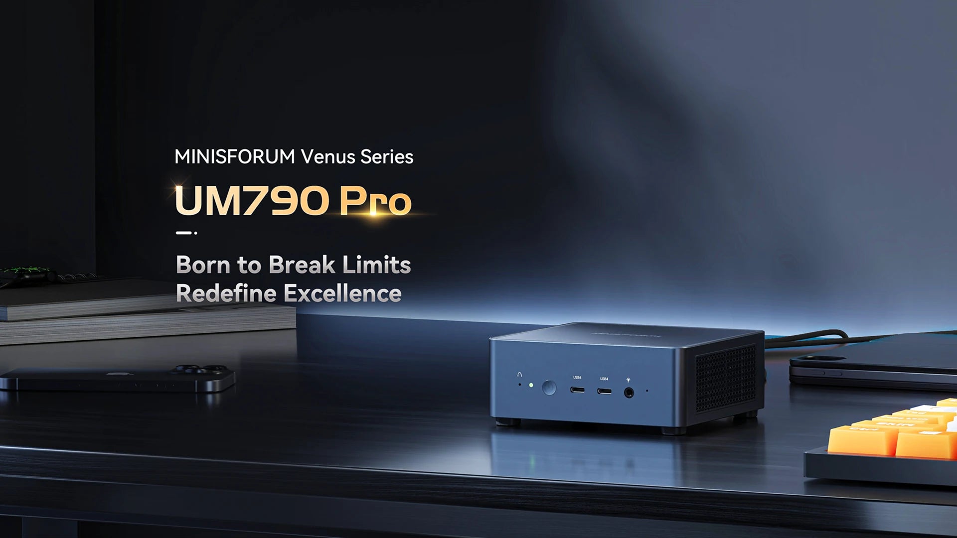 MINISFORUM UM890 UM880  UM790 Pro XTX Gaming PC Ryzen 9 7940HS 8945HS 2*DDR5 5600MHz 2*PCIE WiFi6 Win11 Desktop Computer Mini PC
