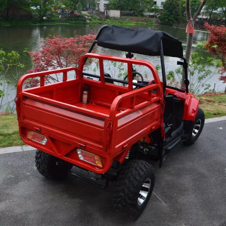 SXLL  Four-wheeled off-road all-terrain vehicle with trailer