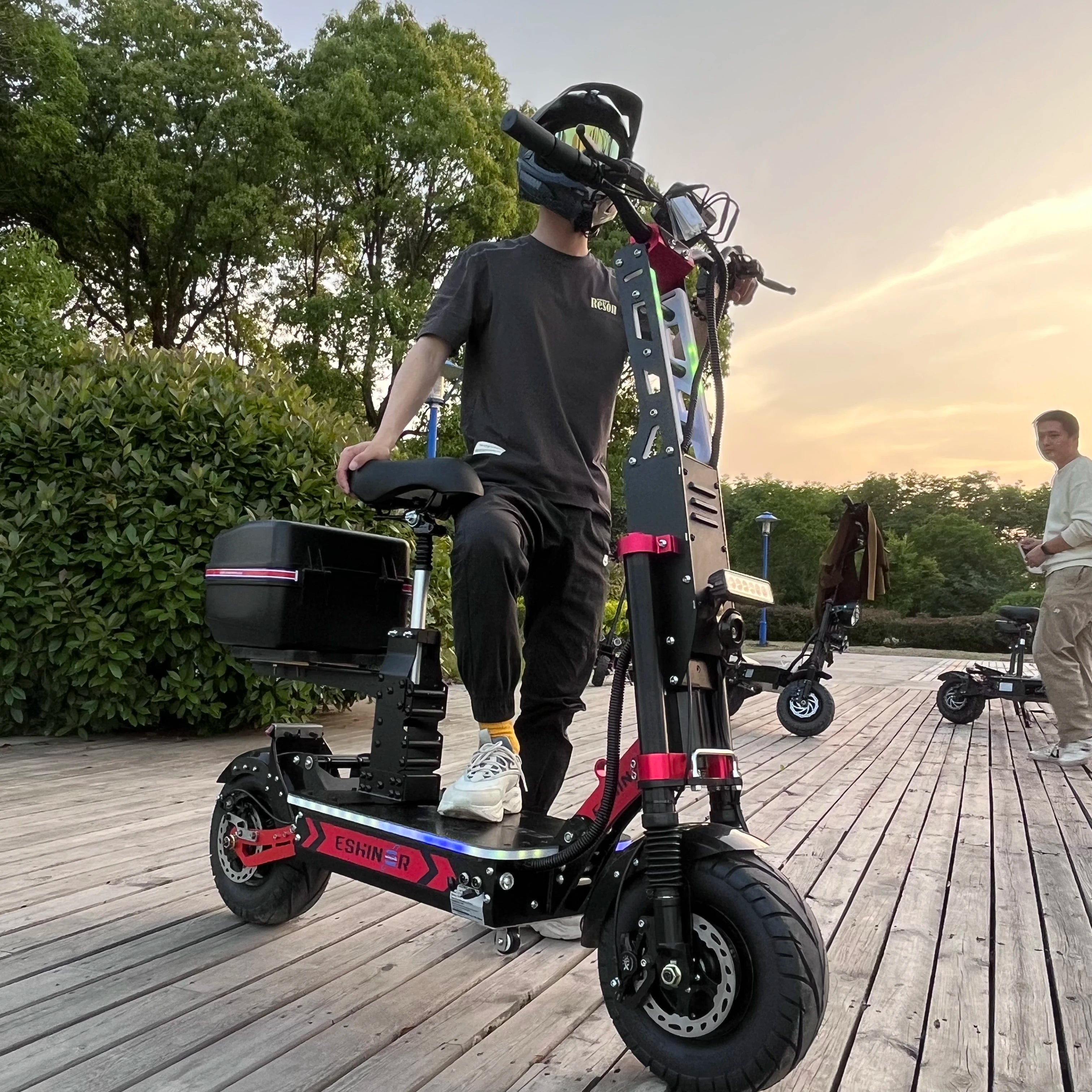 72V 60-300KM Long Range Electric Scooter Adults 12000W 15000W 10000W 8000W E Scooter Dual Motor 13/14 Inch Street Off Road Tire