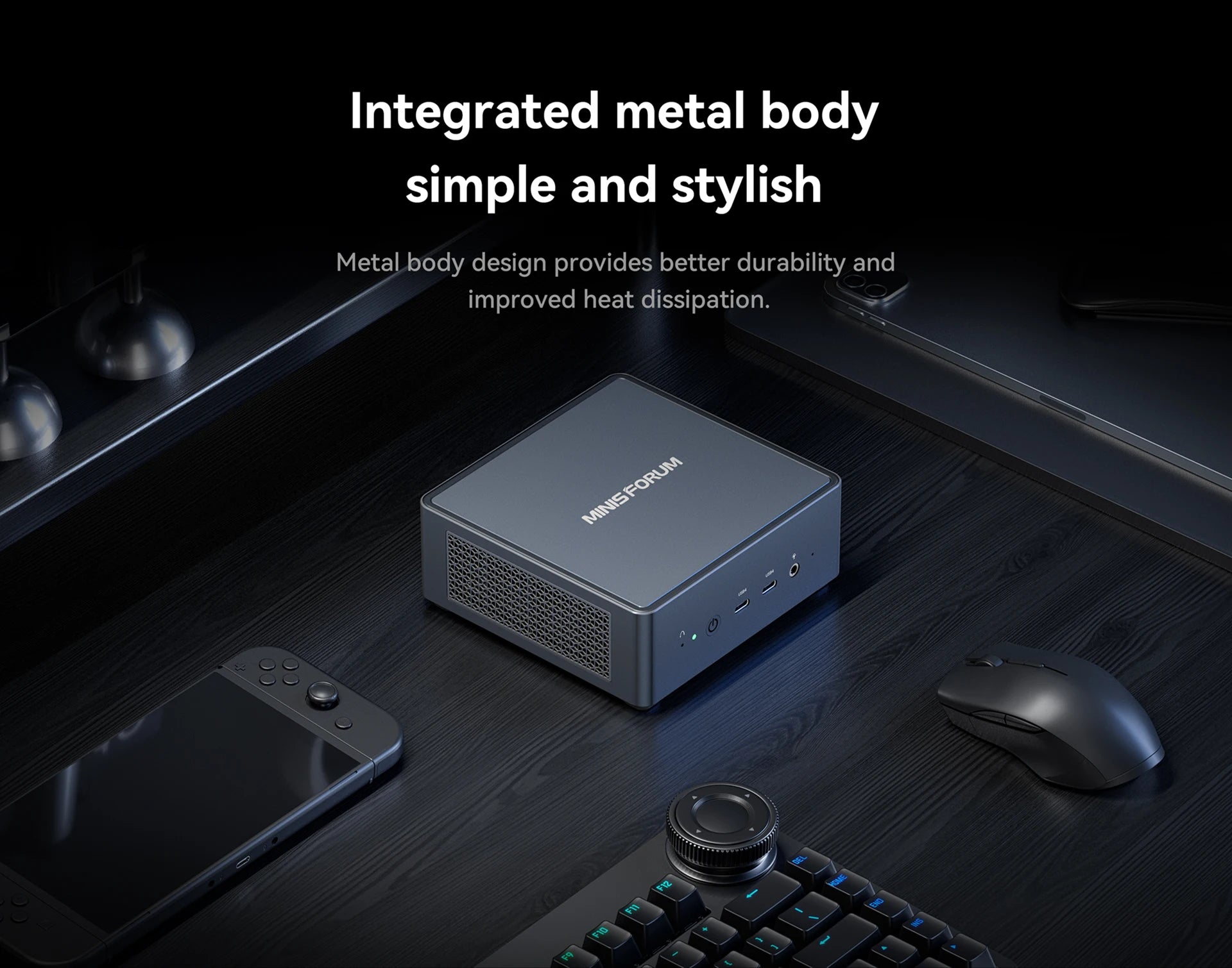MINISFORUM UM890 UM880  UM790 Pro XTX Gaming PC Ryzen 9 7940HS 8945HS 2*DDR5 5600MHz 2*PCIE WiFi6 Win11 Desktop Computer Mini PC