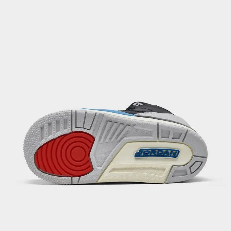 Jordan | Kids' Toddler Air Jordan Retro 3 Basketball Shoes