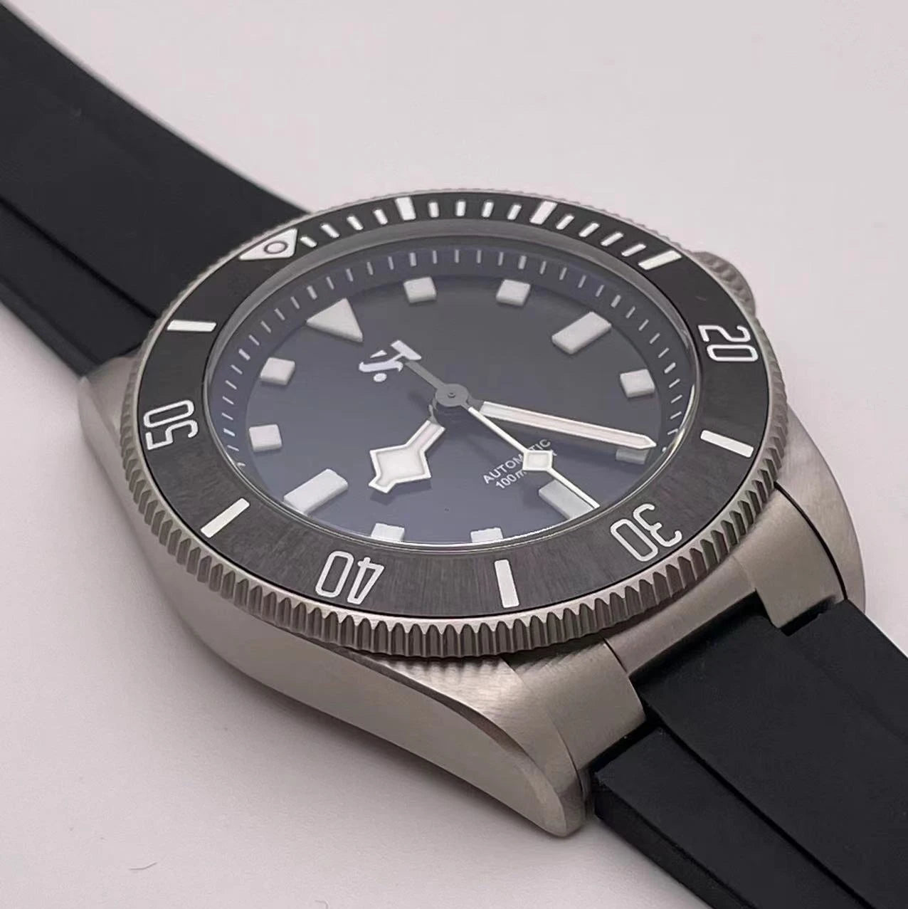 SH Luxury Men's Watches 39mm Automatic Mechanical Wristwatches Swiss BGW-9 luminous 10 Bar Waterproof Sapphire Watch Gift