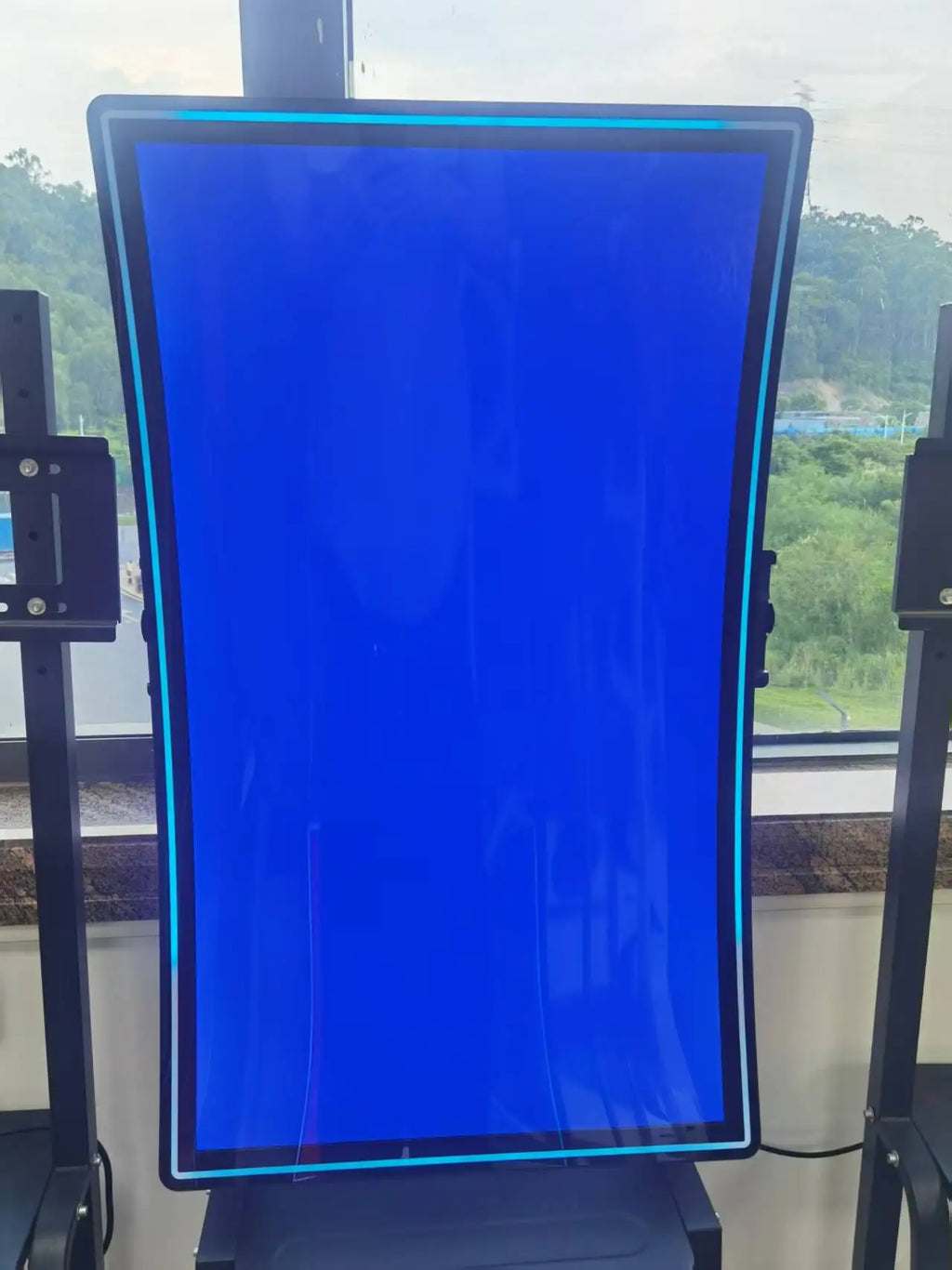 RGB LED Edge Light 49 55 Inch IPS LCD Capacitive Touch Monitor Gaming Machine Curved Screen