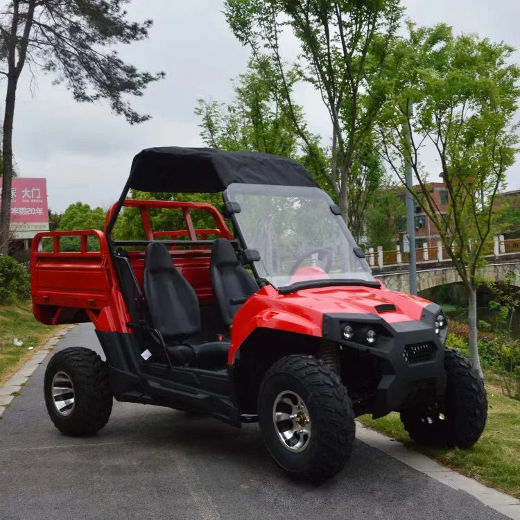 SXLL  Four-wheeled off-road all-terrain vehicle with trailer