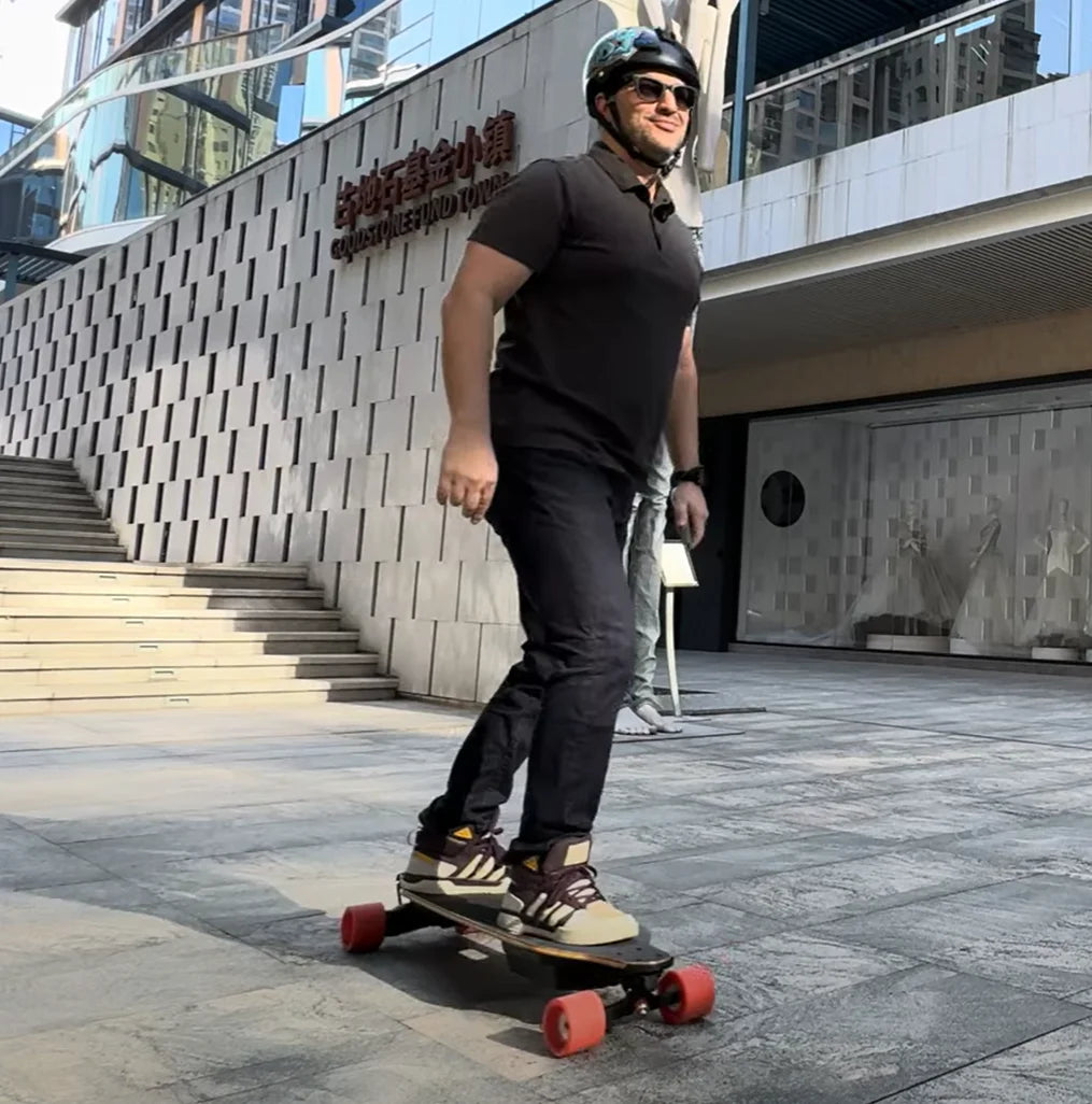 Meepo Go 4WD 3000W Electric Scooter, 45kph 32km Range, 30% Incline Flex Bamboo Deck IP54 Waterproof - Adults Electric skateboard
