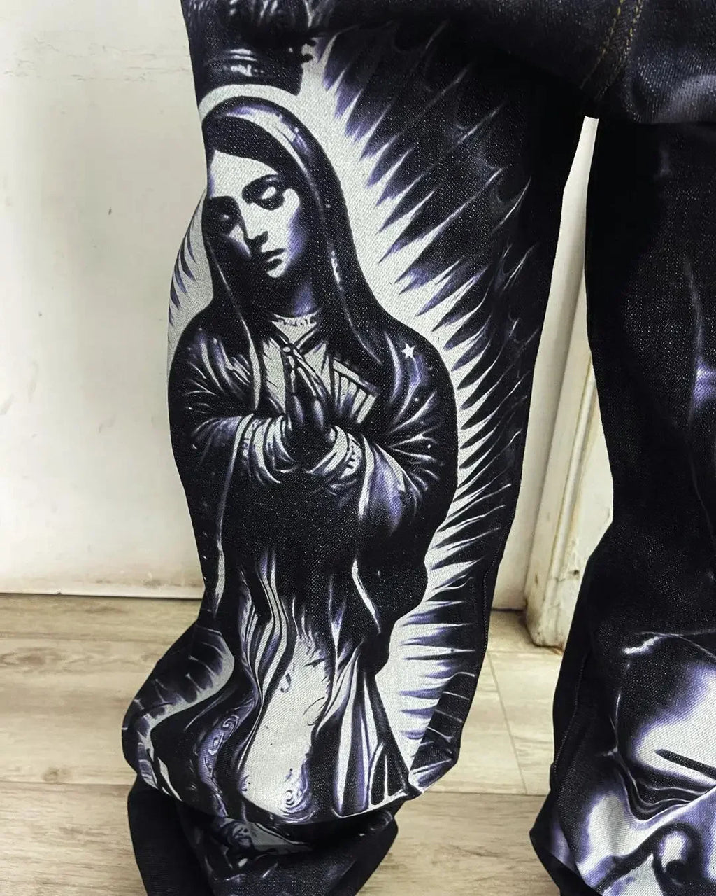 American retro god print jeans men women y2k gothic skateboard pants streetwear harajuku hip hop watermark loose slouchy jeans