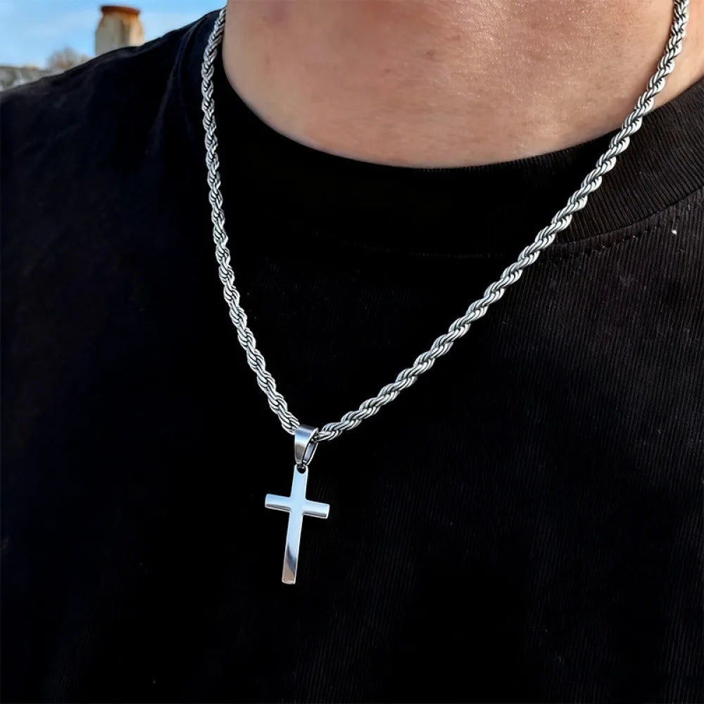 Hot-Selling Jewelry, Fashionable and Luxurious Cross Pendant Necklace, Niche and Unique