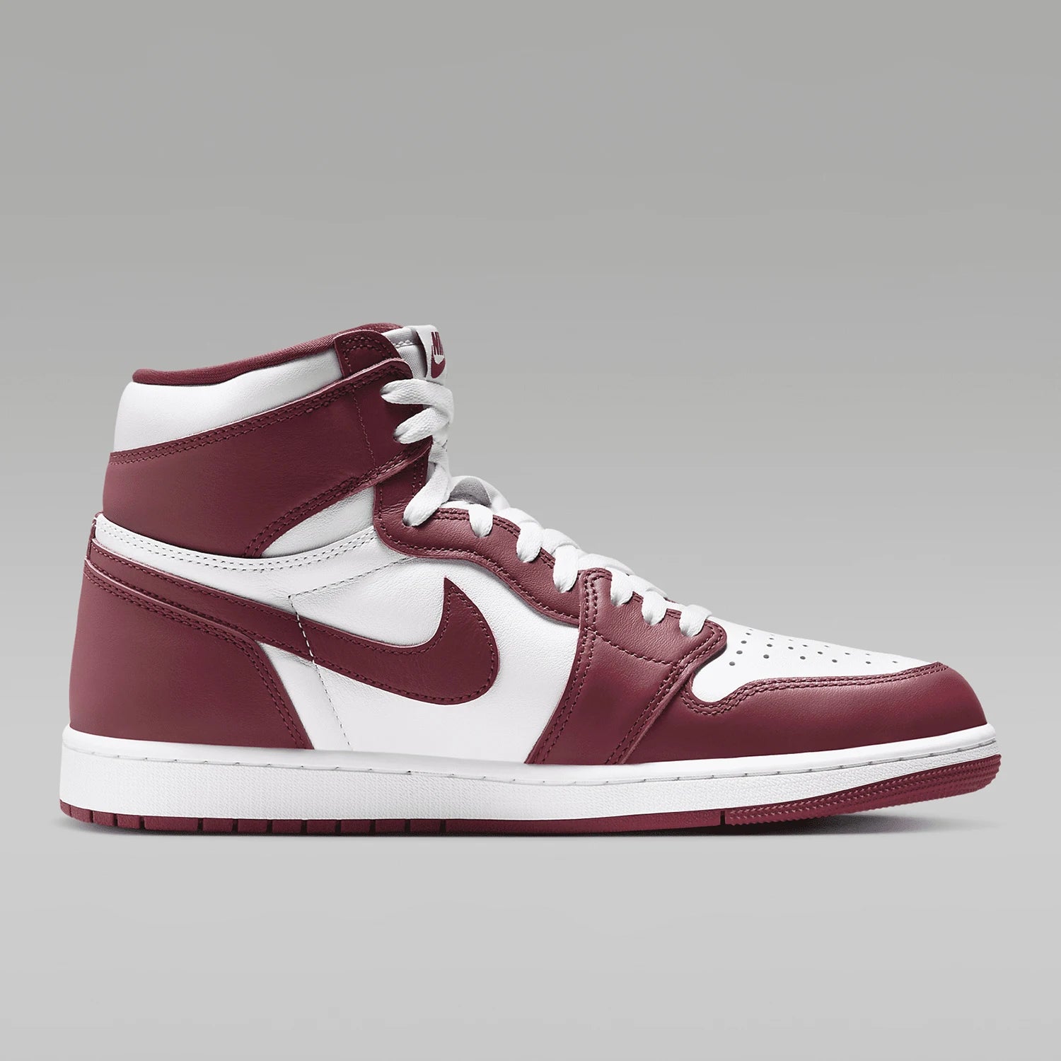 Nike Authentic Air Jordan 1 Men's Lightweight Cushioned Sneakers DZ5485-160