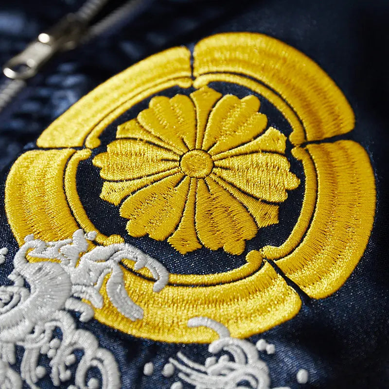 Japanese Sukajan Koi Fish Embroidered Satin Bomber Jacket Wave Print Varsity Jacket Men's and Women's Baseball Jackets