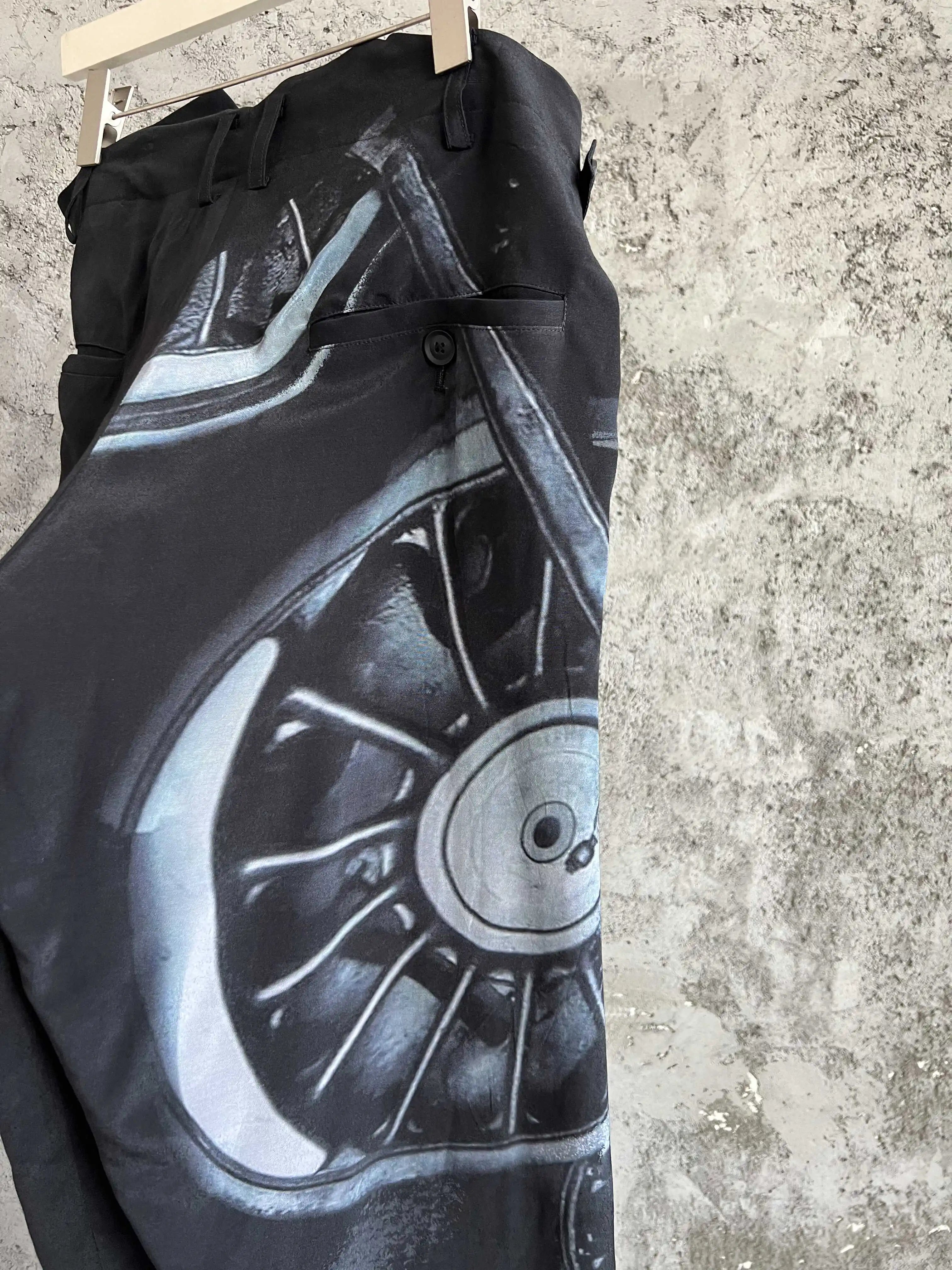 TOP-YAMAMOTO design sense asymmetrical printed casual pants nine-inch straight pants wheel pattern