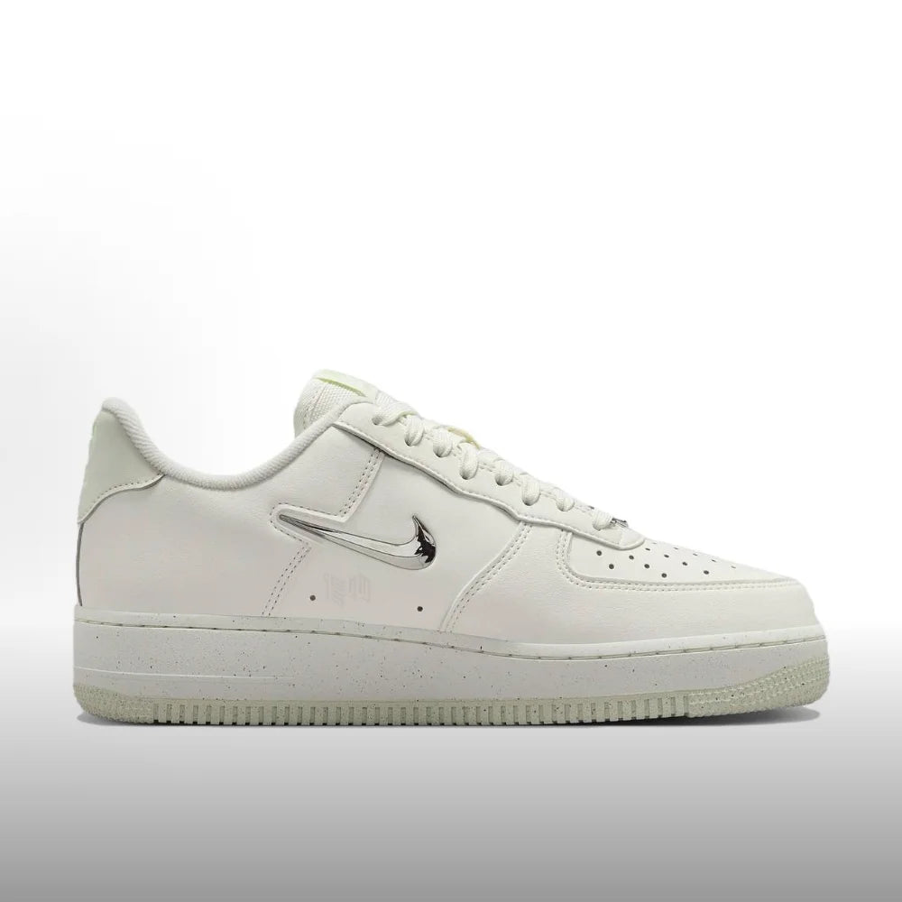 Nike Air Force 1 07 Minimalist Fashionable Versatile Everyday Slip-On Casual Low-Top Comfortable Skate Shoes FN8540-100