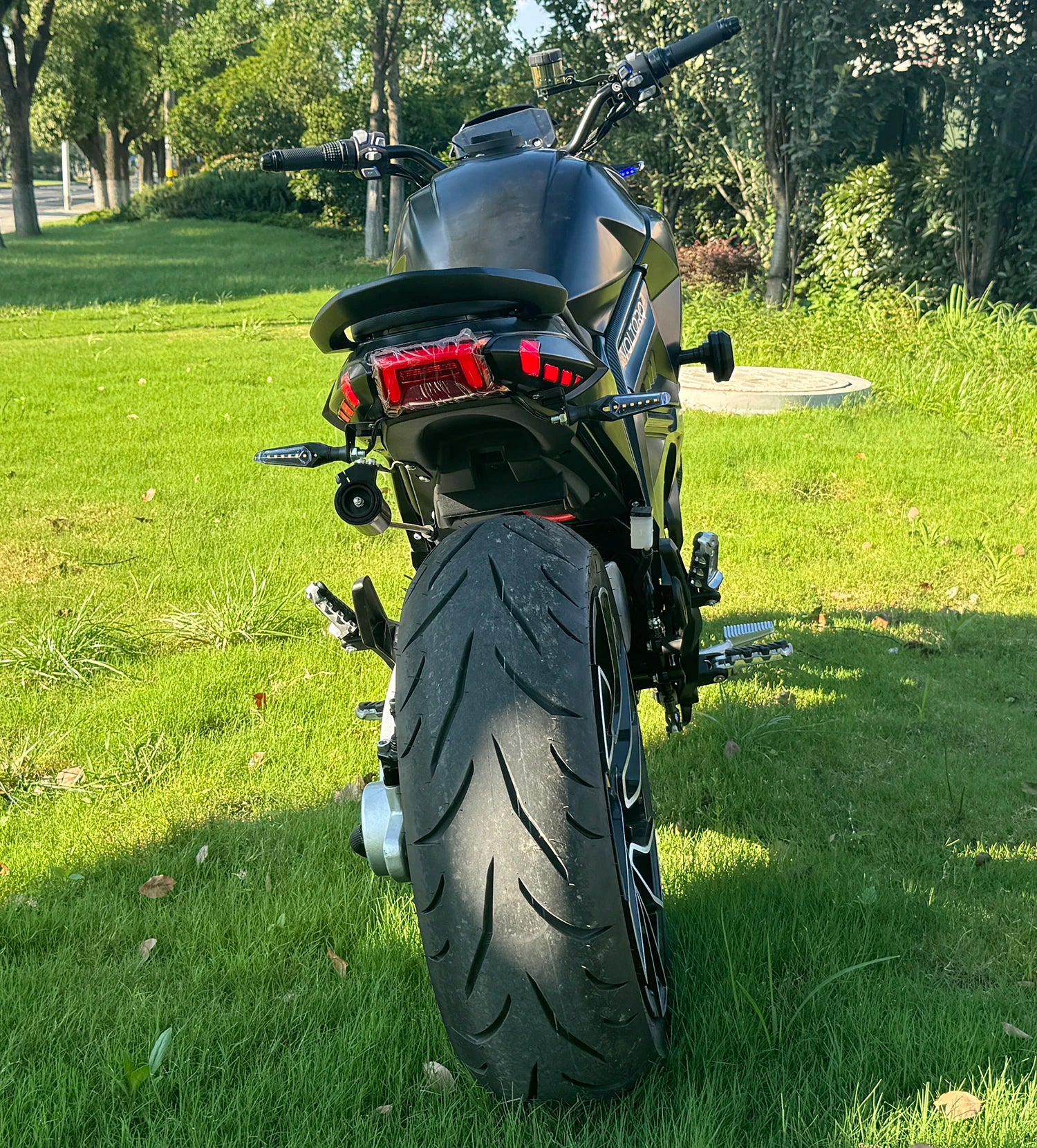 New Hot Selling Electric Racing Motorcycles 8000w Power Motor with Lithium Battery Adult Electric Motorcycle