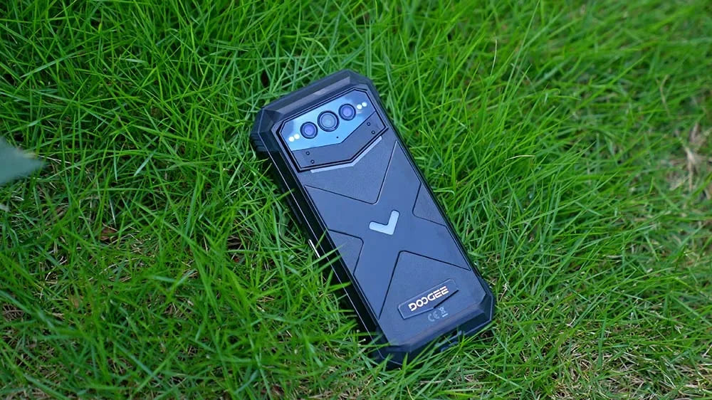 DOOGEE V Max Plus Rugged Phone 6.58" Display Dimensity 7050 Telephone Portable 36GB+512GB 22000mAh 200MP Smartphone Android 14