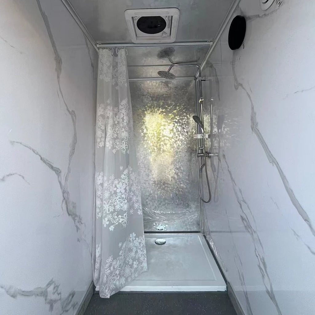 Luxury 2 Station Portable Restroom Trailer Customized Mobile Bathroom Trailer with Water Tank Flush Toilet for Rental Business