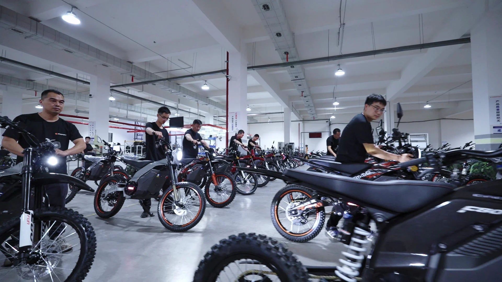 STLF Competition Standard CAOFEN Dirt Bike F8 72V 30-60Ah 12000W 85KM Mid Drive Off-road Road Legal Electric Dirt Motorcycle