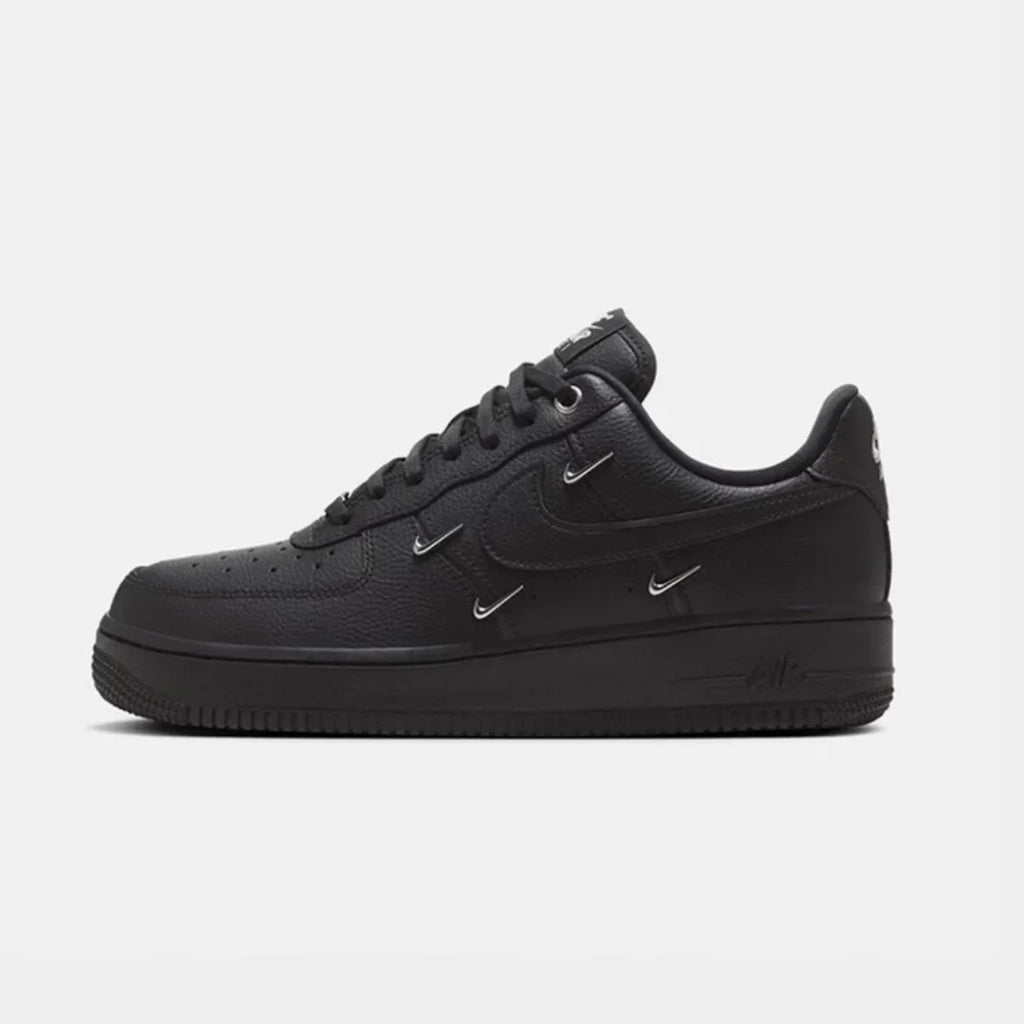 Nike's New Jordan Series Cushioning and Wear-Resistant Everyday Fashion Low-Top Skate Shoes for Men and Women, Air Jordan 1 Low, Lightweight and Comfortable for Going Out, Retro Style Women's Basketball Shoes, Classic Appeara