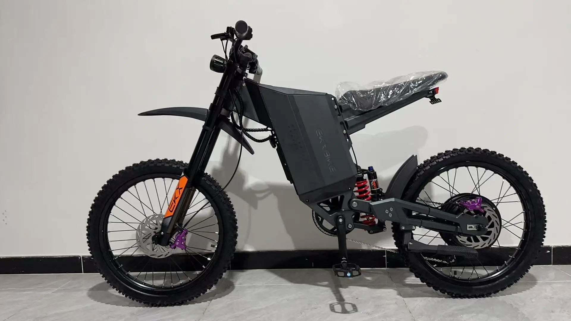 SLDBK GTS X22 Off-Road Electric Bike 85Kmh 8000W Brushless Motor E-bike 72V30AH Lithium Battery Ebike Adult Electric Motorcycle