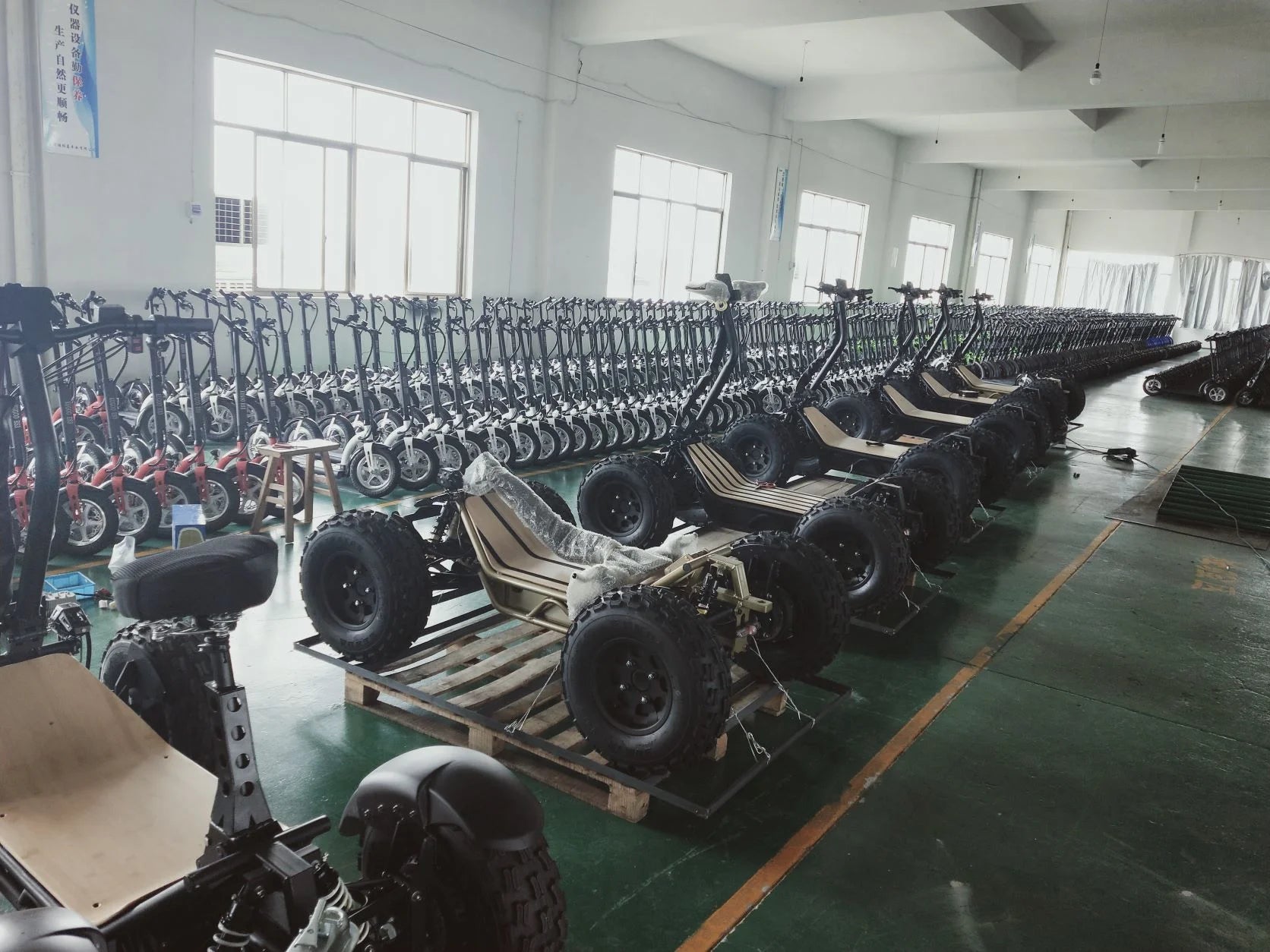 Club Product All Terrain 60v 60ah 10000 Watt 4x4 Off Road Scooter Electric Atv Prices Ride on Golf Scooter