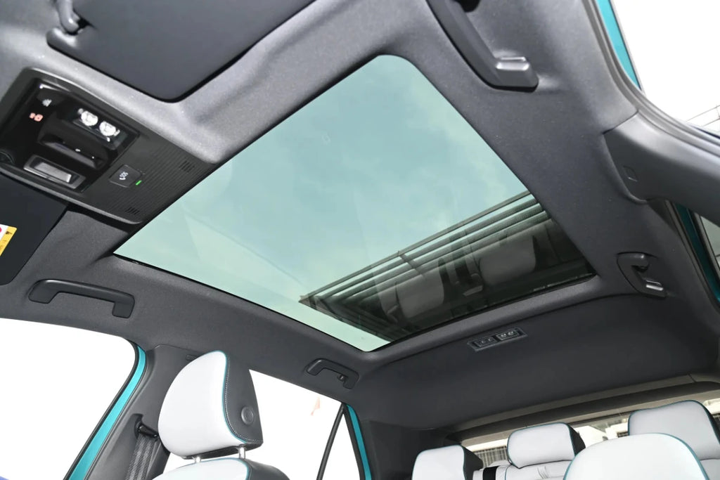 ID3 Left Hand Drive New Energy Vehicles Electric Cars Adults Long Endurance 5 Sets New Energy Left-hand Drive Vehicle
